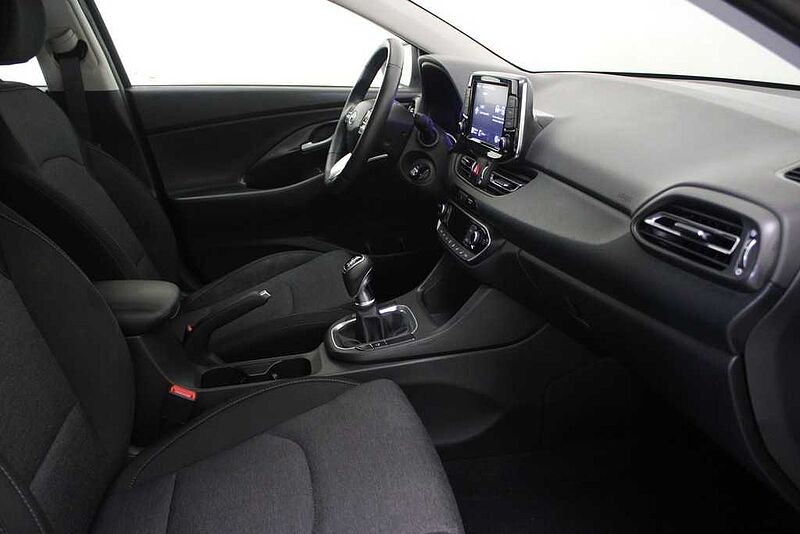 Hyundai i30 1.0 TGDI Klass LR 48V 120