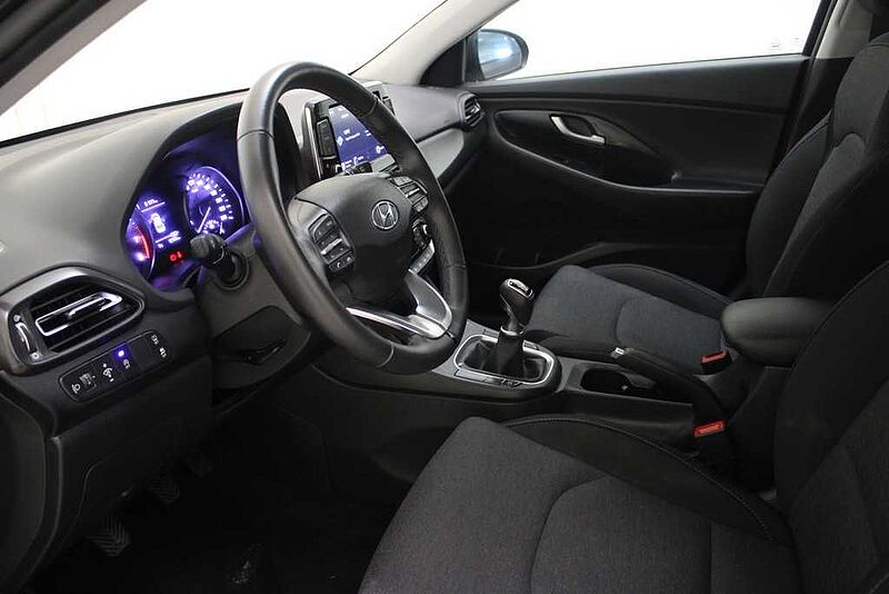 Hyundai i30 1.0 TGDI Klass LR 48V 120